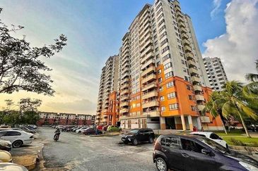 Vista Millennium Condominiums