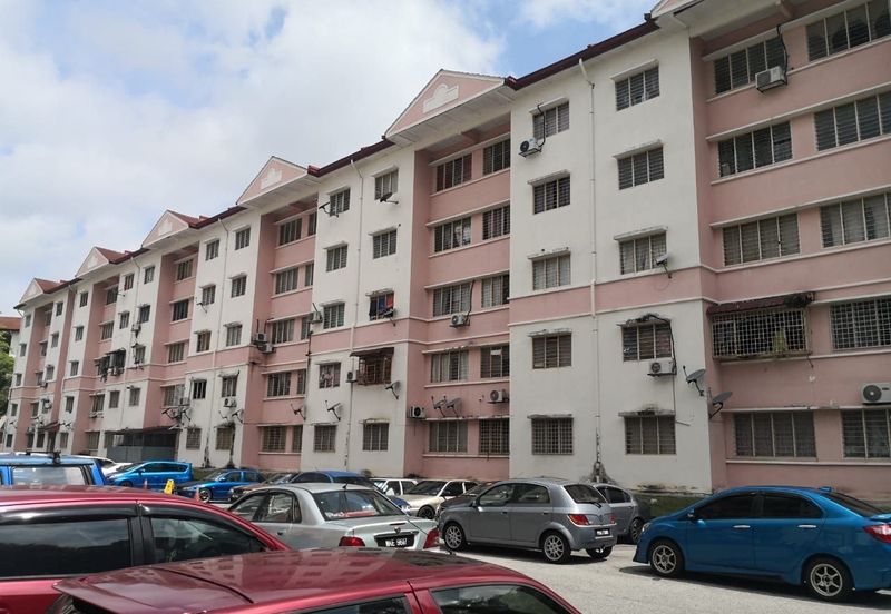 Sri Dahlia Apartment