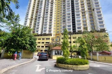 Casa Prima Condominium