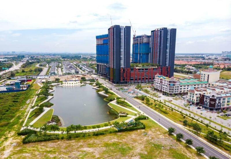 Gravit8 @ Klang South