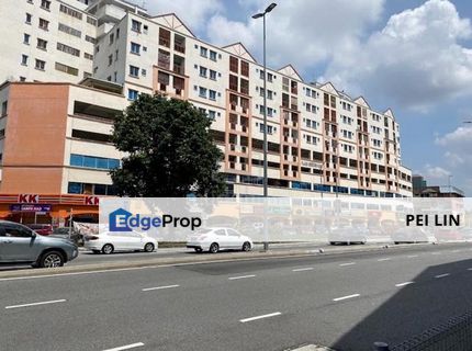 Plaza Serdang Raya Condominium Seri Kembangan, Selangor, Serdang