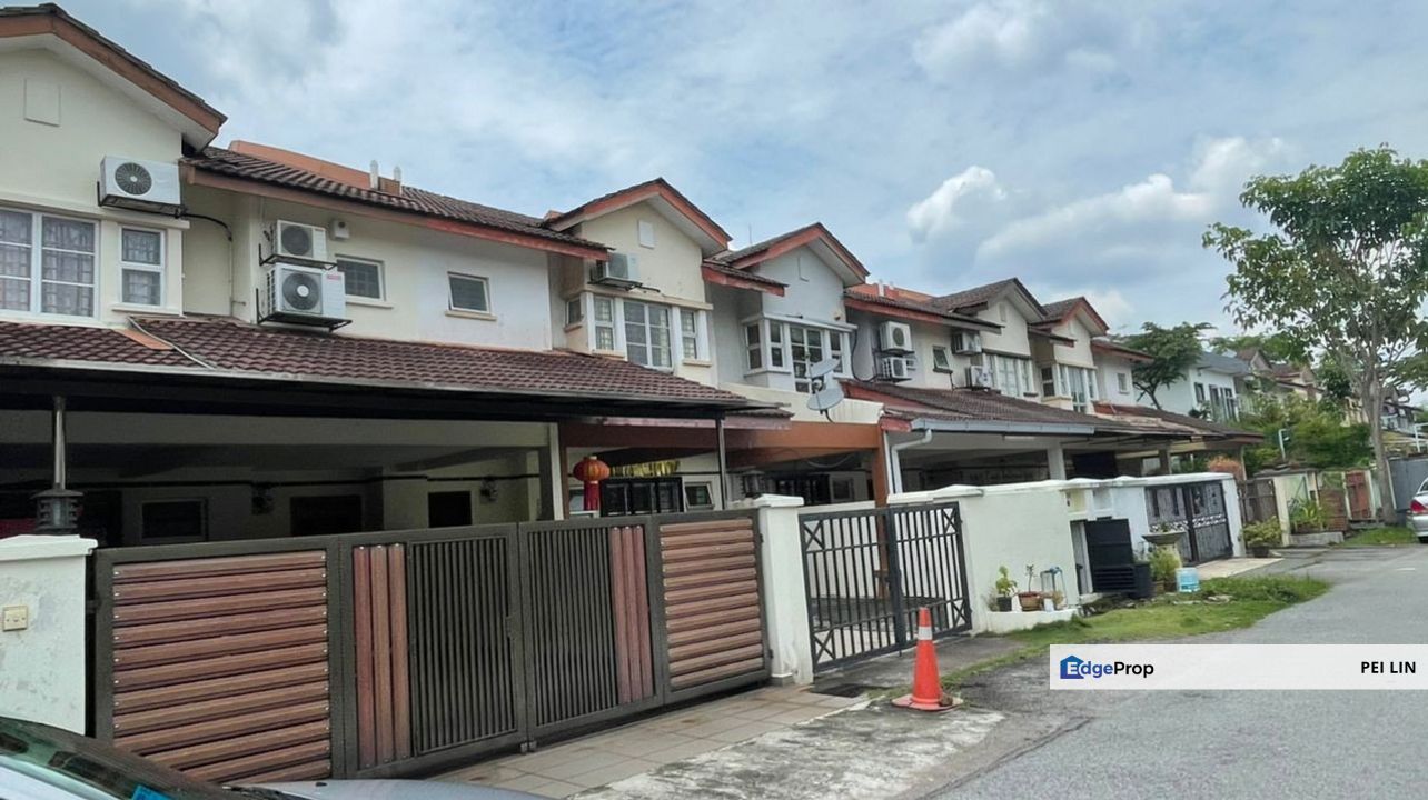 2 Storey Terrace Taman Sri Putra Sungai Buloh, Selangor, Sungai Buloh