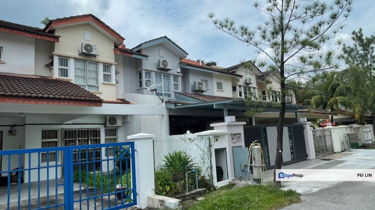 2 Storey Terrace Taman Sri Putra Sungai Buloh, Selangor, Sungai Buloh