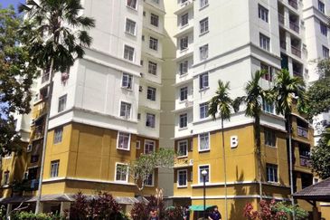 Pangsapuri Kristal (Crystal Tower), Taman Bukit Indah