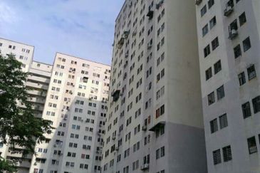 Flat Mutiara Fadason