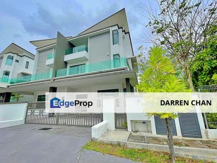 Saujana Heights 3 Storey Semi-D @ Kajang, Selangor, Kajang