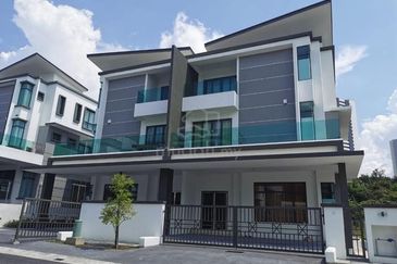 Saujana Heights @ Taman Puncak Saujana