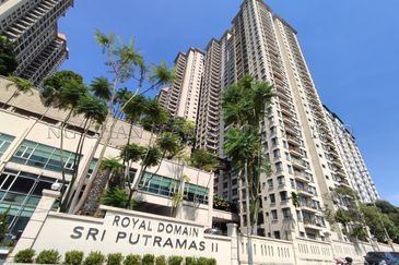 Royal Domain Sri Putramas II