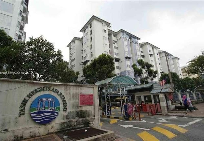 Tasik Heights Apartment