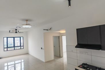 Savvy @ Riana Dutamas