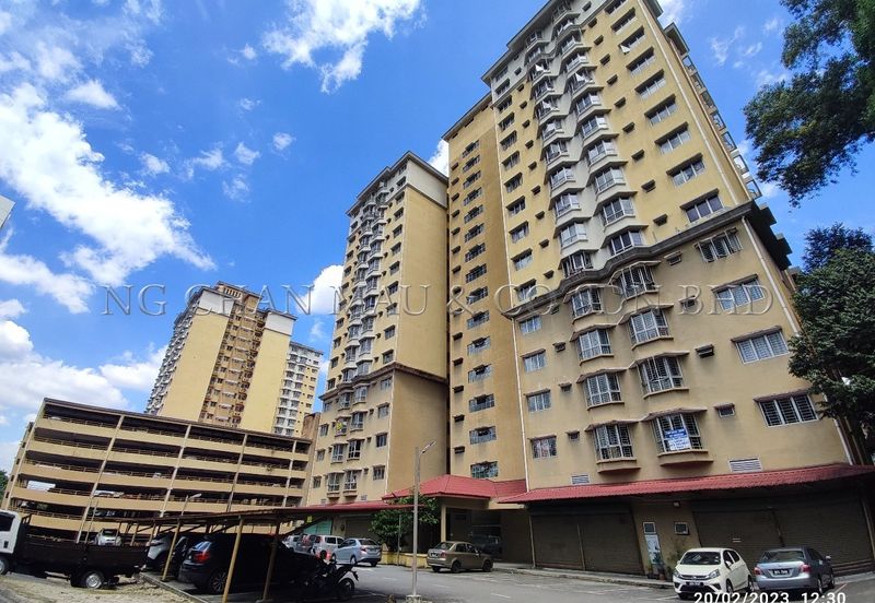 PUNCAK BANYAN CONDOMINIUM