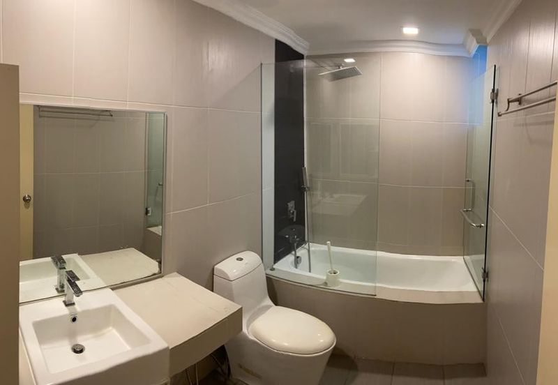 Corinthian Condominium