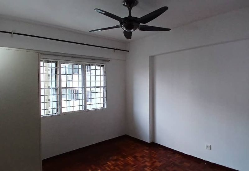 Danau Idaman Condominium