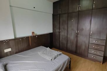 Anjung Hijau (Greenfield Apartment)