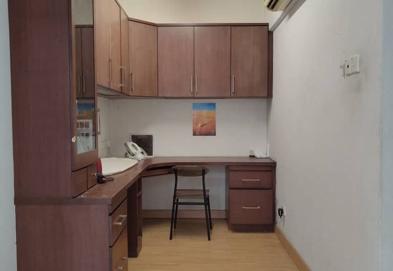 Anjung Hijau (Greenfield Apartment)