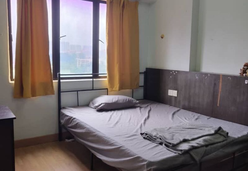 Anjung Hijau (Greenfield Apartment)