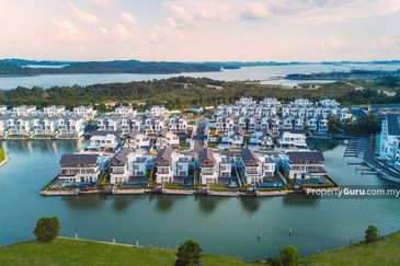 Emerald Bay @ Puteri harbour