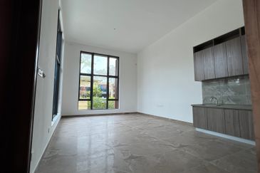 Forest City Fringe Villa , Gelang Patah 