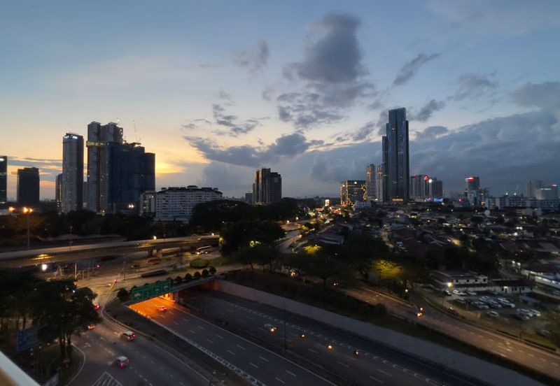 Paragon Suites @ CIQ