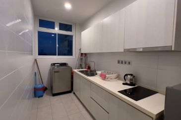 Paragon Suites @ CIQ