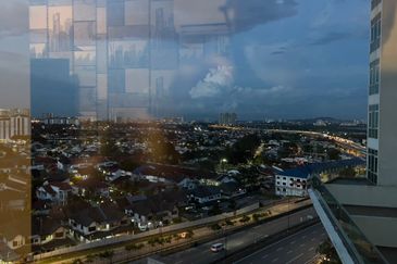 Paragon Suites @ CIQ