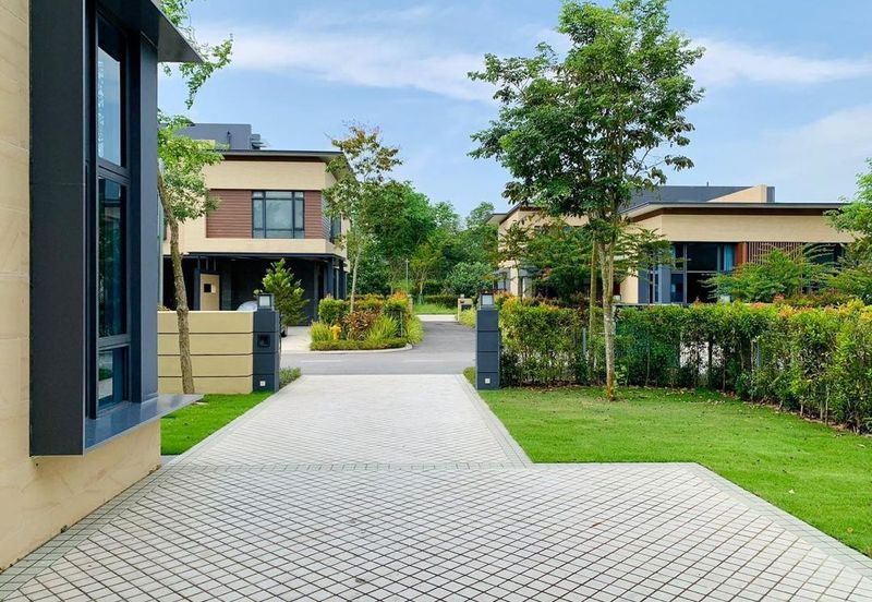 Golf & Resort Forest City, Fringe Villa