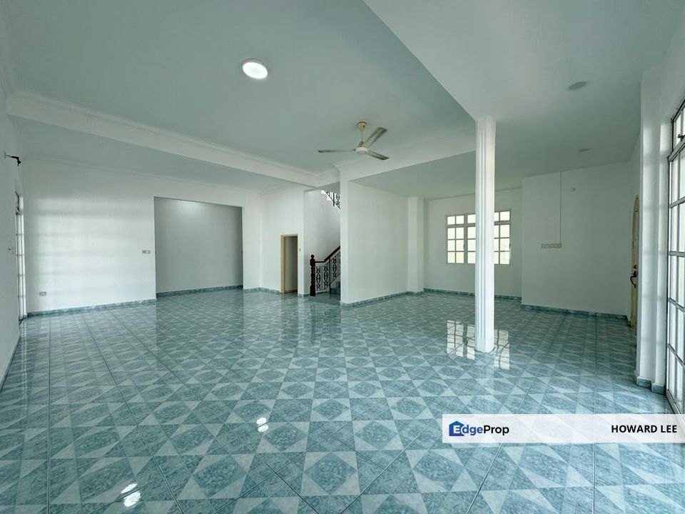 Kulai IOI Gate A,Huge Semi D for sale, Johor, Kulai