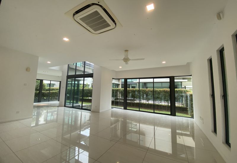 Bayou Creek, Leisure Farm