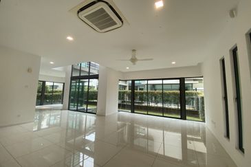 Bayou Creek, Leisure Farm