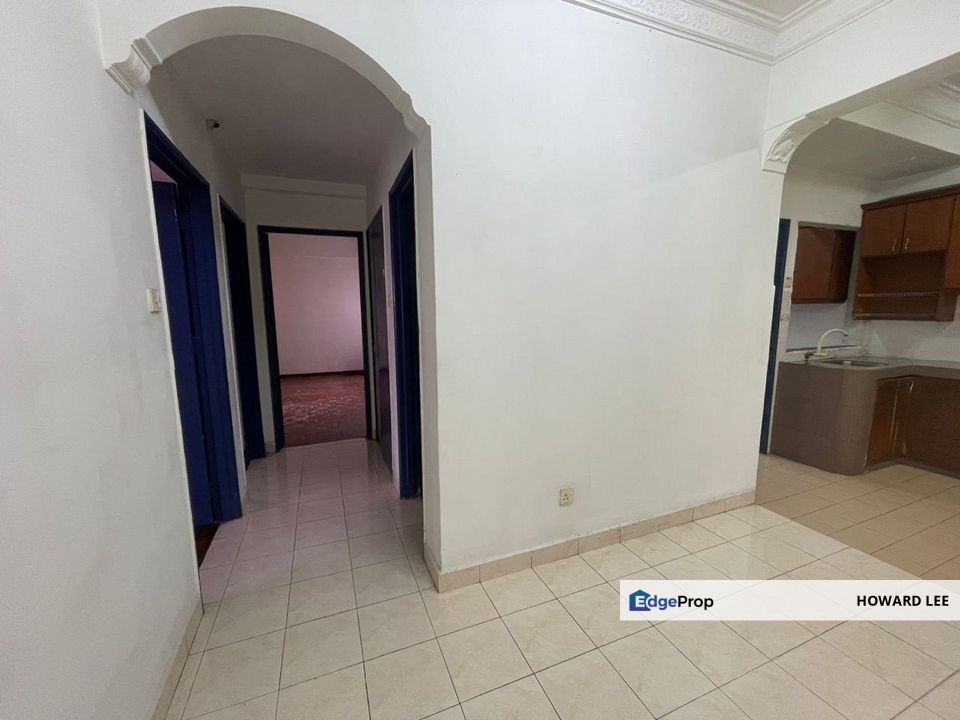 Sri Wangi 3 bedroom layout apartment for sale, Johor, Tampoi