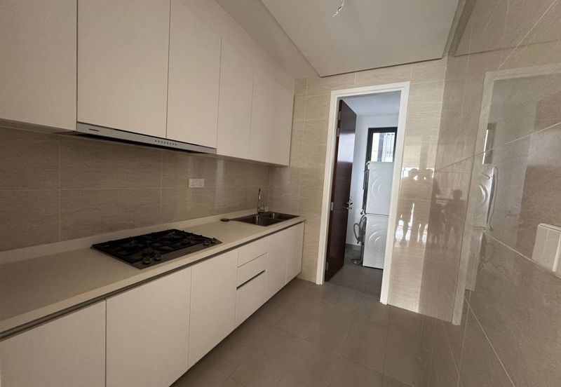 The Astaka @ 1 Bukit Senyum