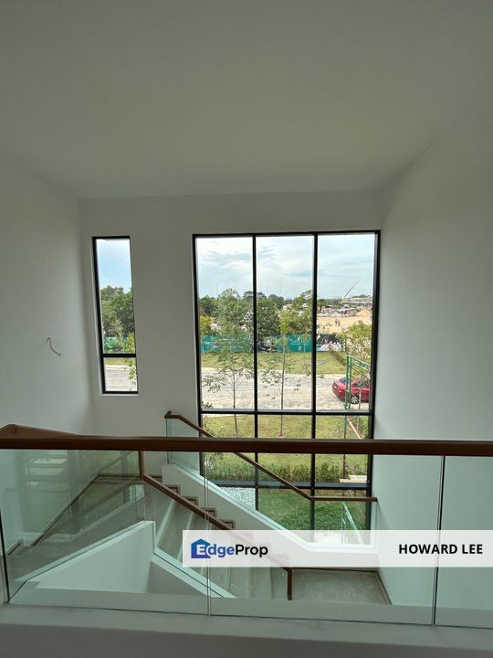 Suria Hills Bungalow, Johor, 