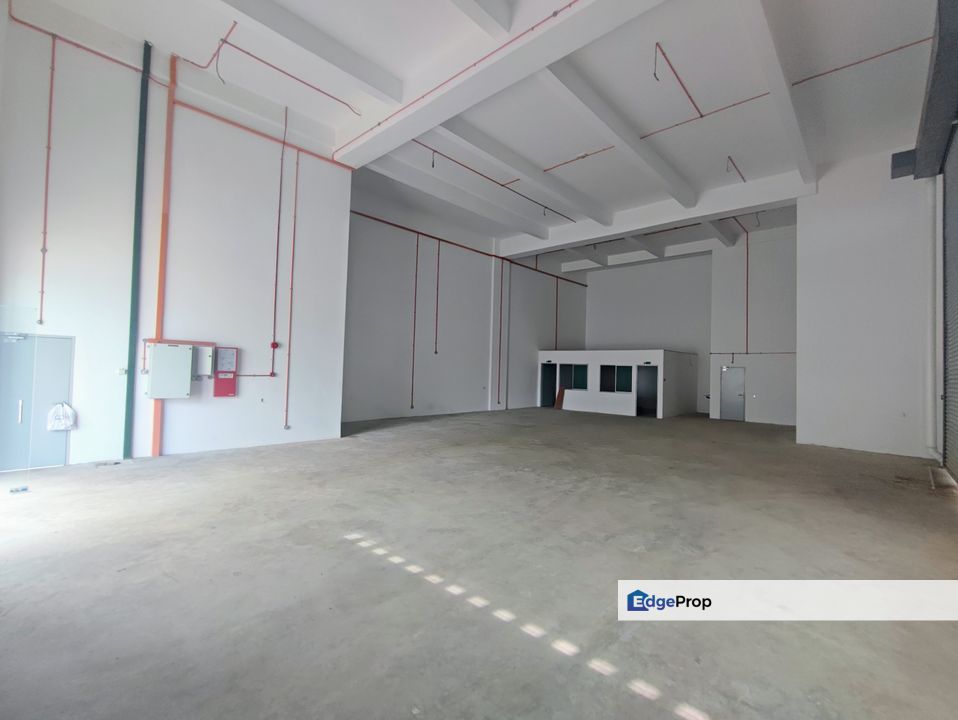 Kawasan Perindustrian Bukit Serdang, Serdang Raya, Sri Serdang, Balakong New spacious factory with extension, built up 13000 sf approx, Selangor, Seri Kembangan