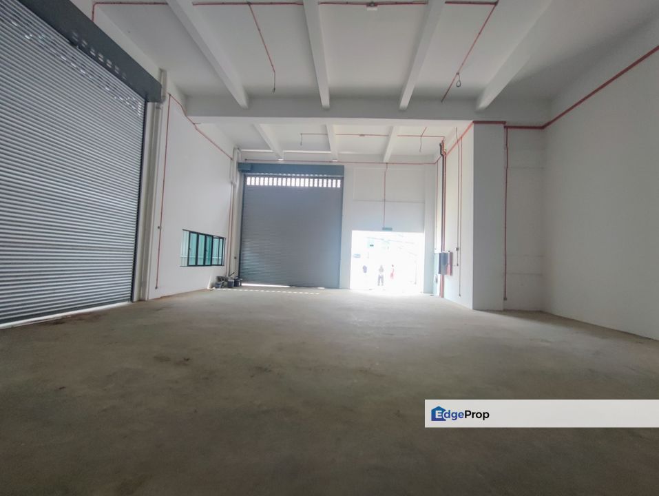 Kawasan Perindustrian Bukit Serdang, Serdang Raya, Sri Serdang, Balakong New spacious factory with extension, built up 13000 sf approx, Selangor, Seri Kembangan