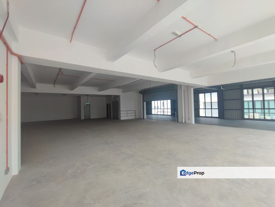 Kawasan Perindustrian Bukit Serdang, Serdang Raya, Sri Serdang, Balakong New spacious factory with extension, built up 13000 sf approx, Selangor, Seri Kembangan