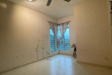 Villa Park Condominium