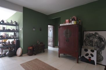 Villa Park Condominium