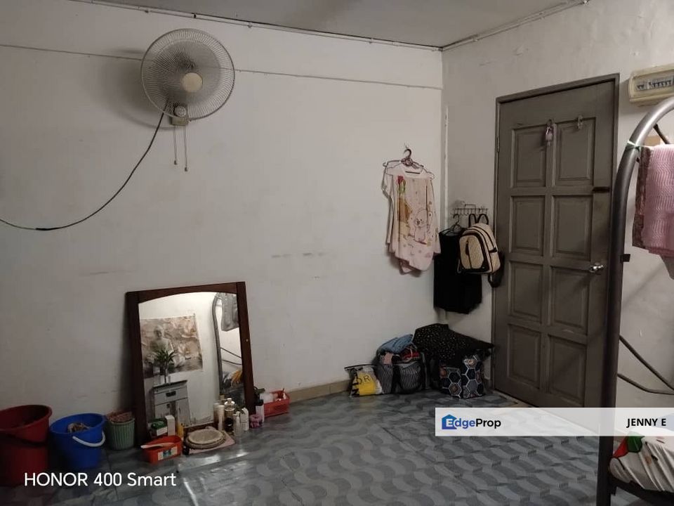 Seri Kembangan / Sungai Besi – 2 Storey Low Cost House , Selangor, Seri Kembangan