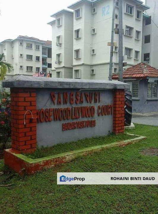 Rosewood Apartment Bandar Tasik Puteri RAWANG for Sale RM165,000 By