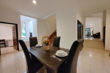 IOI Beverly Row @ IOI Resort City