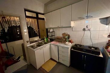 Mutiara Oriental Condominium