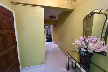 Mutiara Oriental Condominium