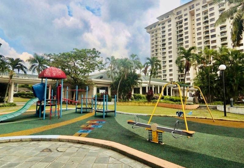 Mutiara Oriental Condominium