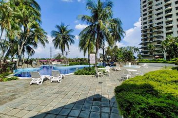 Mutiara Oriental Condominium