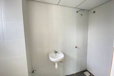 Residensi Anggerik Wira