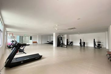 Residensi Anggerik Wira