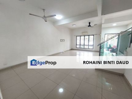 Gated Community 4 Room 2 Storey Terrace Semenyih Parklands BERANANG SEMENYIH, Selangor, Semenyih