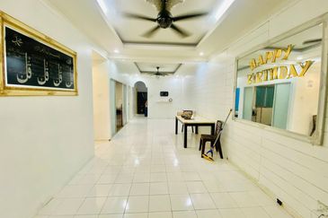 Taman Pinggiran Pelangi