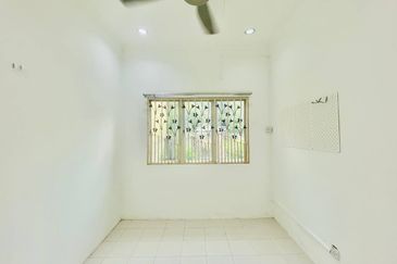 Taman Pinggiran Pelangi