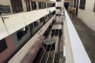 Pangsapuri Baiduri, Bandar Tasik Kesuma